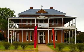 Eddy'S Of Canowindra